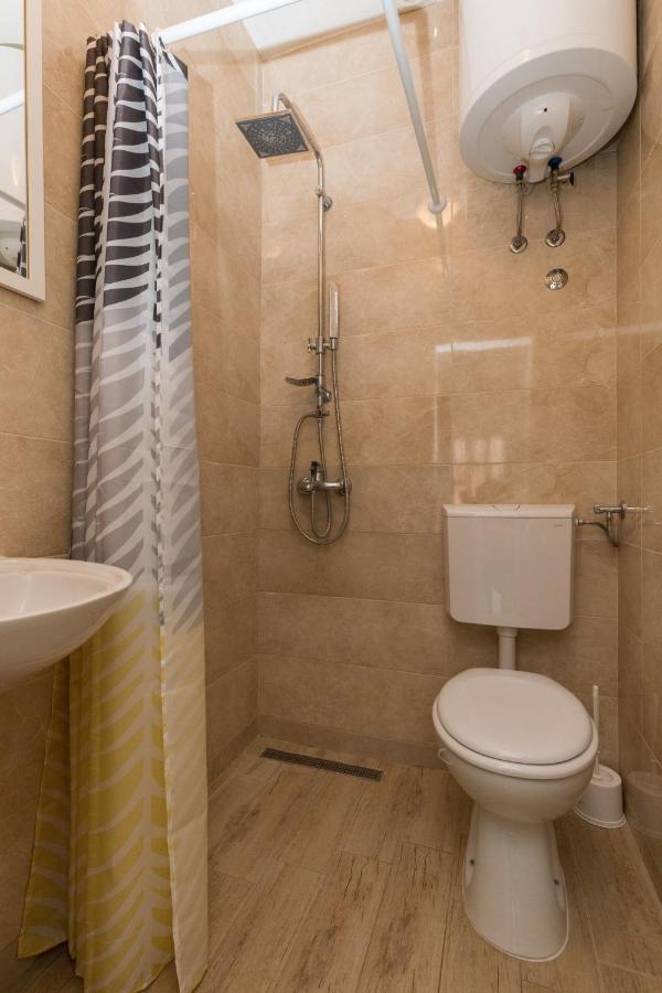 Bradas Guest house