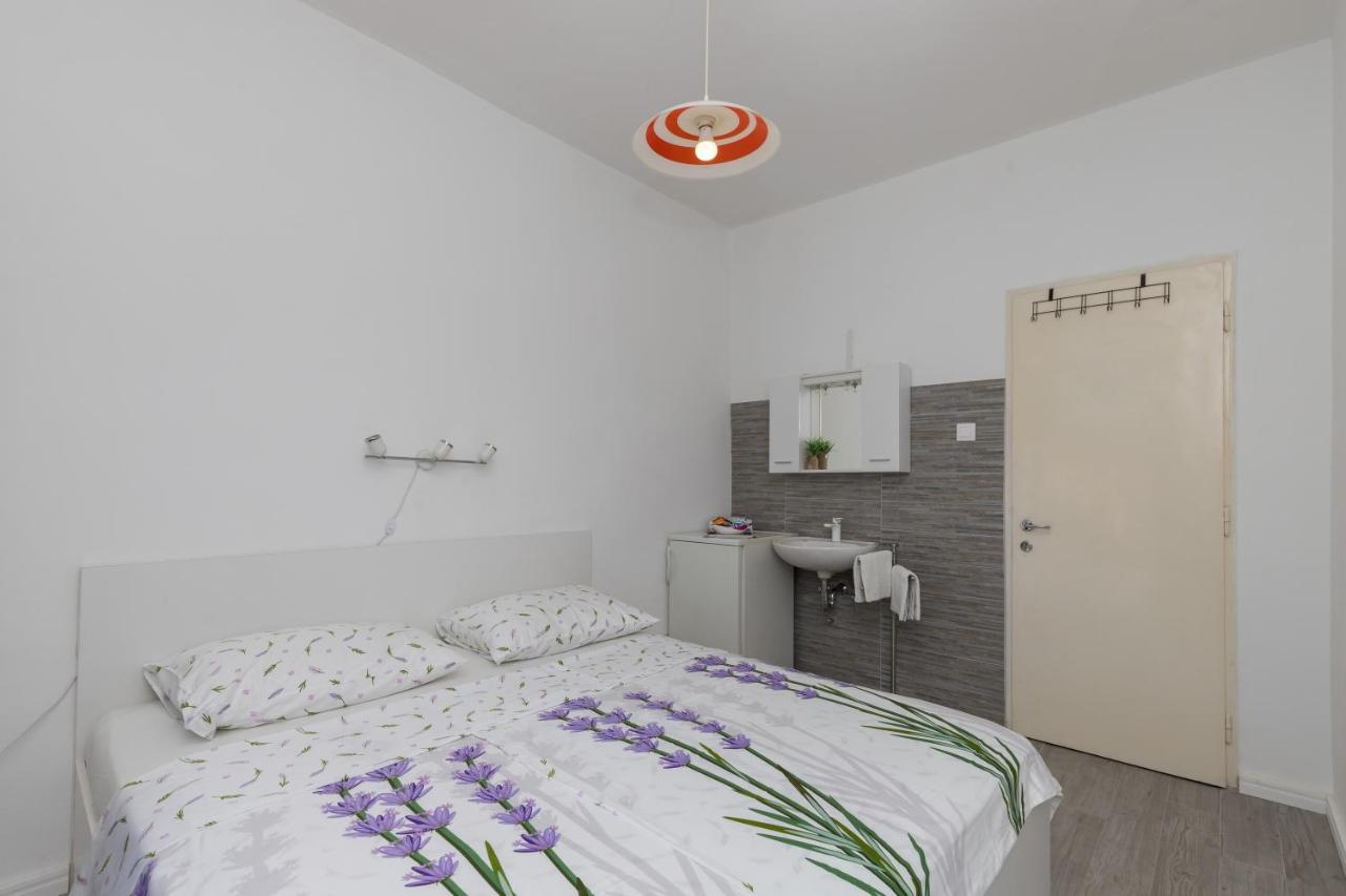 Guest house Bradas 2*